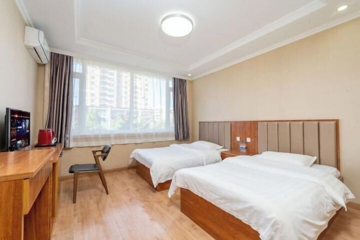 Yanji Ruifeng Hotel