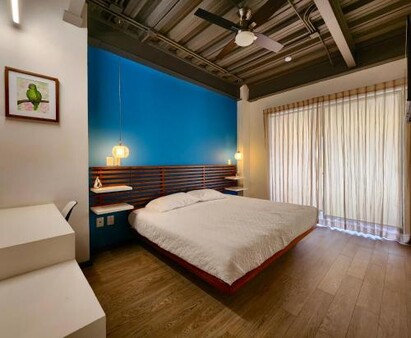 Torre Yaxche Urban Center