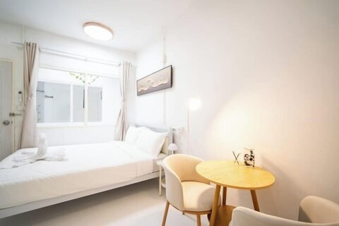 ZJ House(Phuket Town)