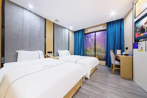 Jinsheng Hotel (Guangzhou Xiancun Metro Station)