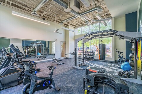 세련된 숙소, 스테이트 팜 스타디움까지 4분