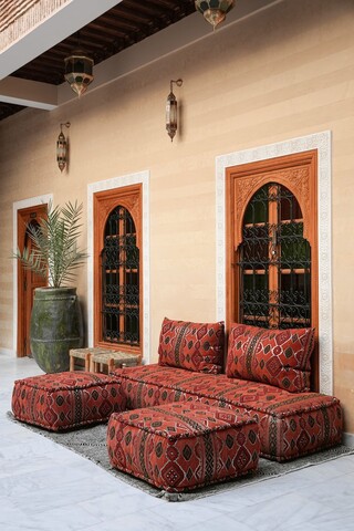 리아드 메종 드 오트 압델 & 자밀라