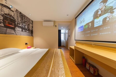 Xinyi Hotel