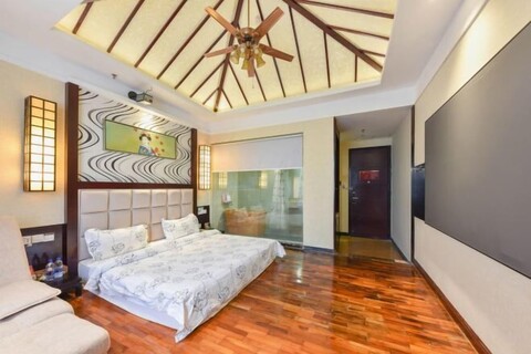 Beihaidao Hotel (Shenzhen Shuangyong Street Metro Station)