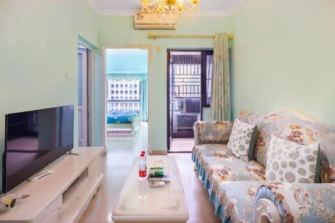 Jingji Yibai Lianjia Apartment Hotel