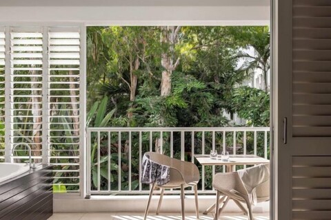 Peppers Beach Club & Spa Palm Cove