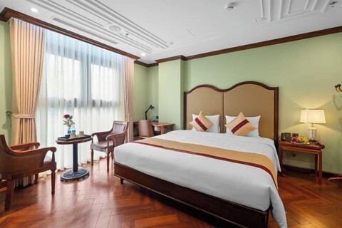 12A&B Dien Bien Phu Hotel- Hanoi Train Street