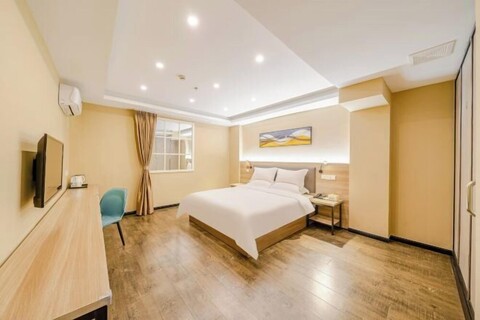 Songyi Hotel Songjiang University Town Rongfeng Life Square Branch