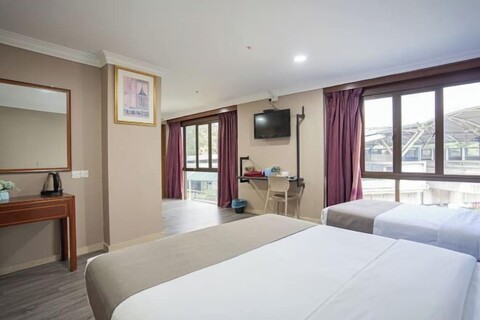 Hotel 28 Rapid