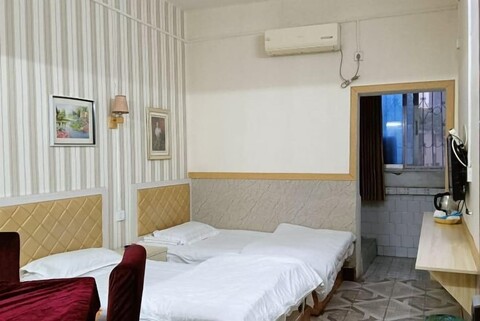 Optics Valley Affordable Apartment