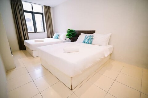 Swing & Pillows @ KL Kuchai Lama