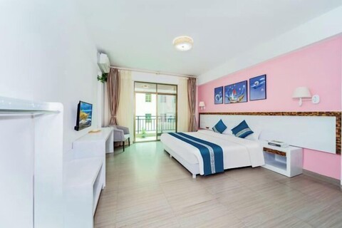 Meili Shiguang Holiday Hotel