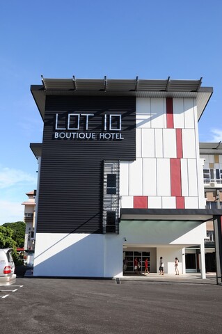 로트 10 부티크 호텔 쿠칭