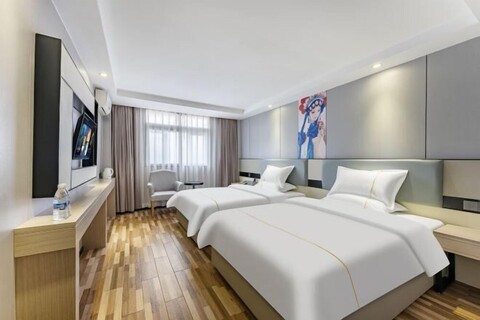 Yimi Hotel (Guangzhou Xicun Subway Station)