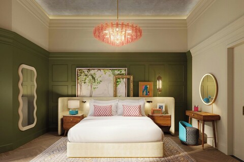 하이드 앤드 시크, 런던 하이드 파크, 트리뷰트 포트폴리오 호텔