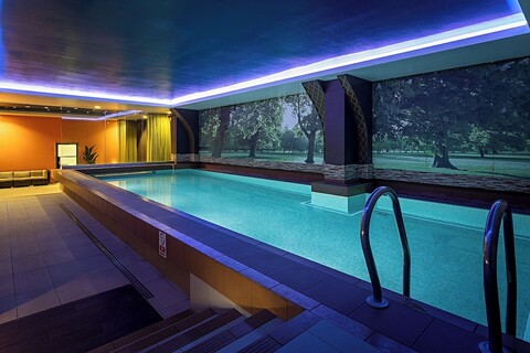 페스타나 첼시아 브리지 호텔 & 스파