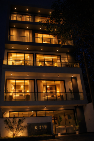 The Boutique Studio Suite Sector 57 Golf Course - By Acestayz