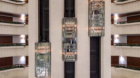 크라운 플라자 방콕 룸피니 파크 바이 IHG