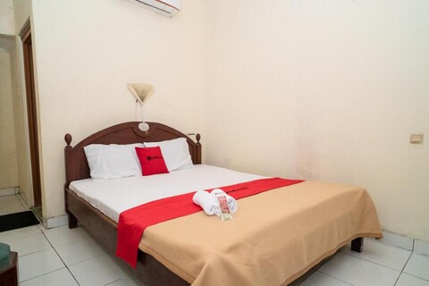 RedDoorz Near Kampus 3 UTY  Yogyakarta