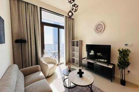 Luxury 1-Bedroom Apartment At Burj Crown.