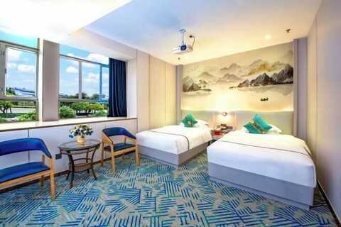 City Encounter Boutique Art Hotel