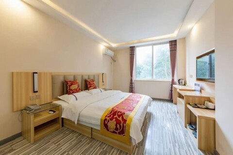 Harmony Harbour Hotel (Sixin Avenue Subway Station Hancheng Garden )