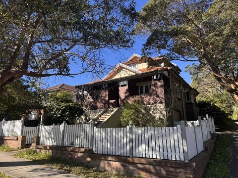 시드니 이스트우드 한인민박 | 역과 한인타운 도보 5분 · 시티 20분 