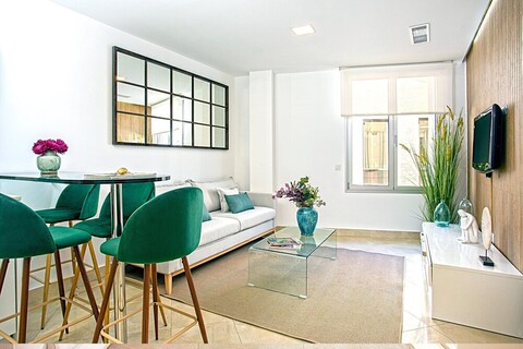 완벽한 위치의 멋진 아파트먼트, 무리요 III