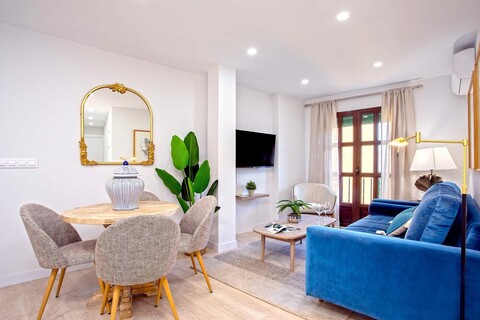 세비야의 아늑한 2 베드룸 아파트먼트, 콘데 데 이바라 IV