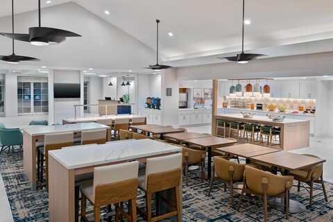 홈우드 스위트 바이 힐튼 올랜도 - 니어스트 유니버셜 스튜디오스