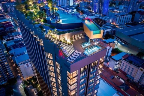 Pattaya Beach · THE Edge  Base High-End Ocean View Pool Apartment · Direct Beach Access ·Homestay