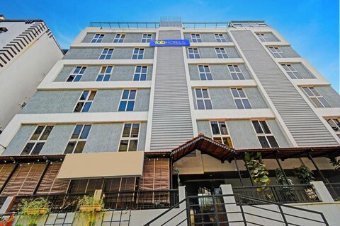FabHotel The CB Grand