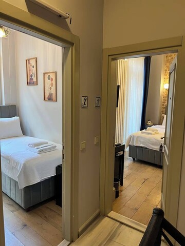 아라캇 스위트 호텔