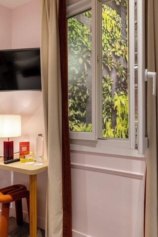 호텔 라 폴리 데 프레 - 생제르맹데프레