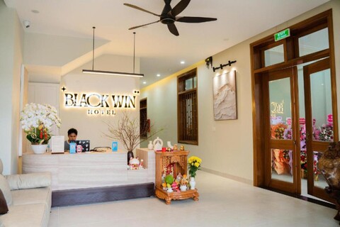 Black Win Hotel Phu Yen