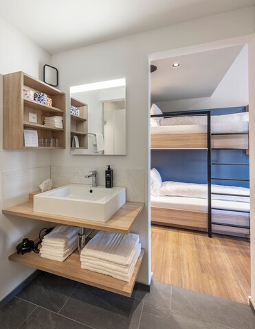 리빈 - 셀프 체크인