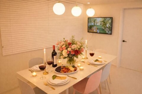 Mapo 3room, 10people, 3 minutes DMC subway