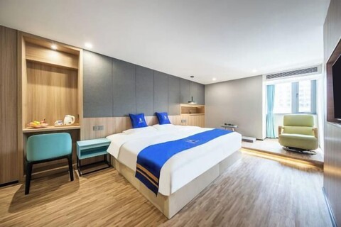 Super 8 Hotel Premier (Xiamen Railway Station)
