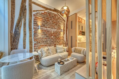 파리 중심부의 역사적인 아파트