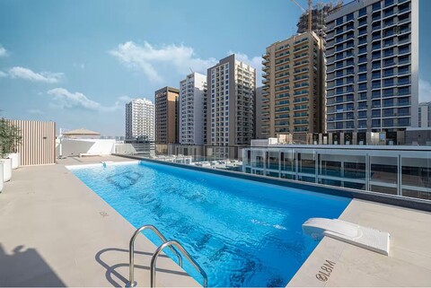 보그, 빙하티 돈, JVC, 서클 몰 근처