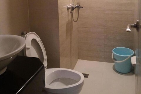 Favila Condotel - Palm Tree Two