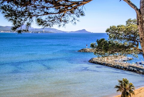 반 더 볼크 호텔 상테귈프