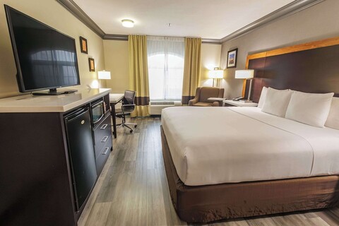 컴포트 인 & 스위트 니어 유니버설 - 노스 헐리우드 - 버뱅크