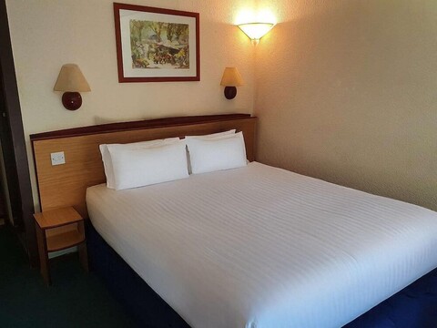 크로스웨이 호텔, 코번트리 사우스, AG 컬렉션의 일부