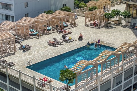 스카이라인 아일랜드 콜로니 호텔