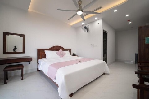 아담 호텔 및 아파트먼트, 냐짱