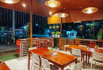 RedDoorz at Balai Malinawon Siargao