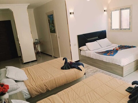 아누비스 피라미드