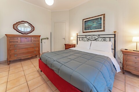 마르타 스위트, 메트로 말라테스타