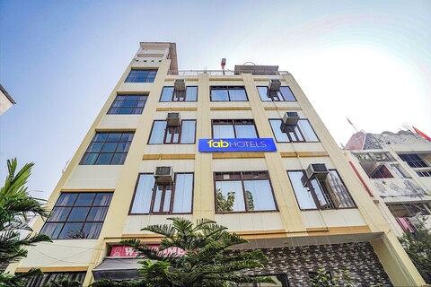 펩호텔 디팍 팰리스